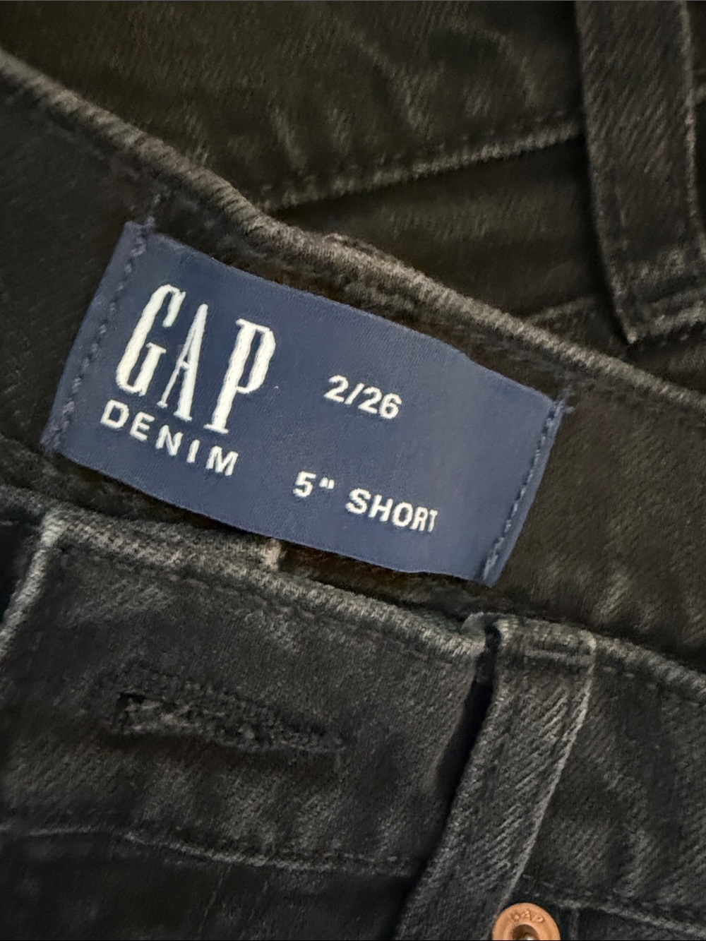 GAP Black Rolled-Hem Denim Shorts - Picture 3 of 3